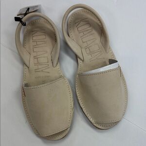 Women's Cream Sandals
